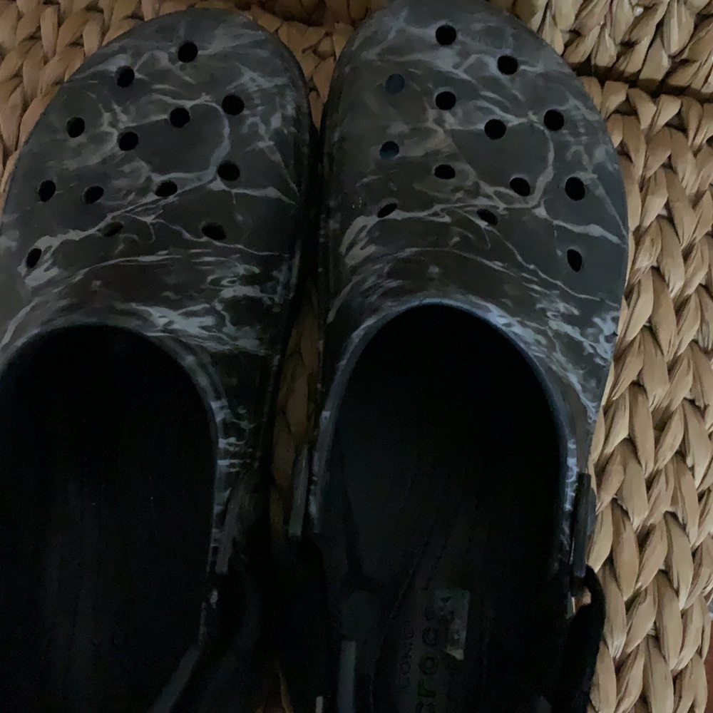 Marble Pattern Clogs - image 1